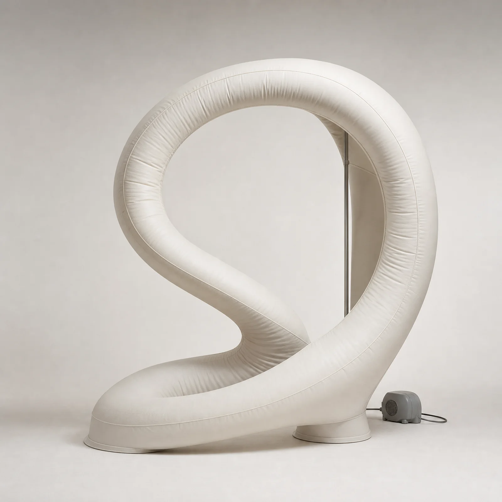Looping continuous inflatable ribbon volume