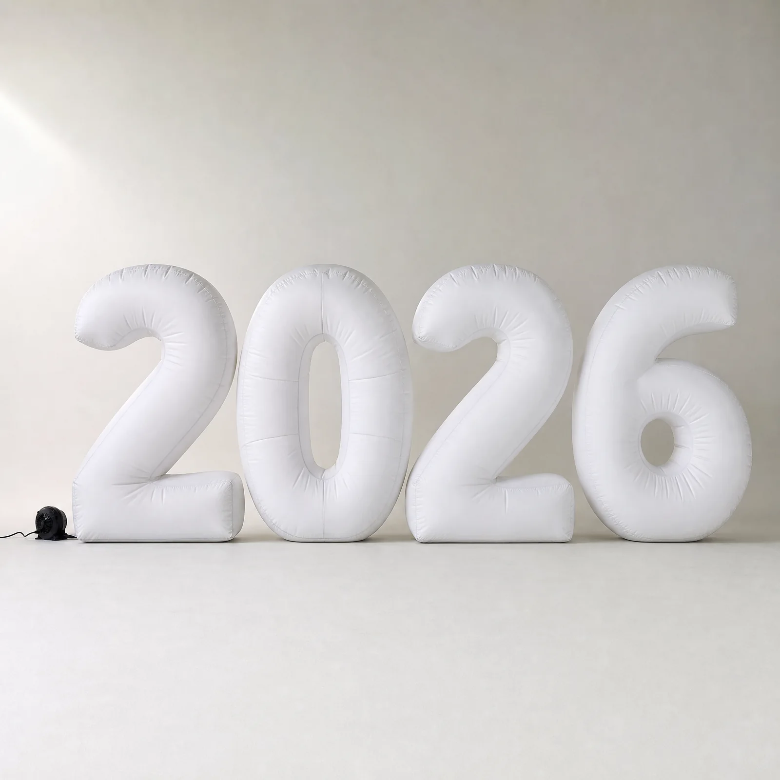 Large inflatable 2026 numeral forms